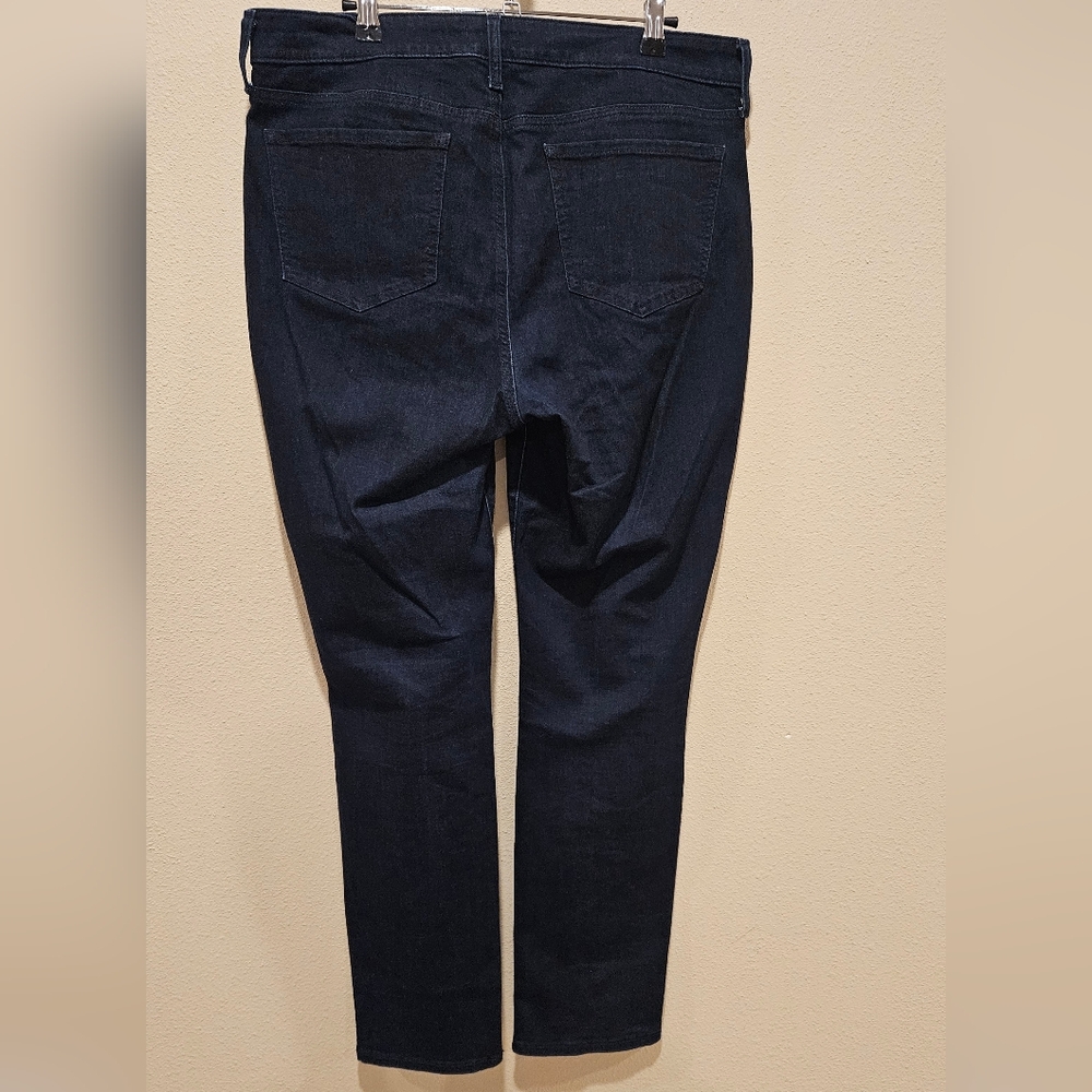 NYDJ Classic Dark Wash Blue Women’s Jeans, Size 12 - Picture 2 of 5